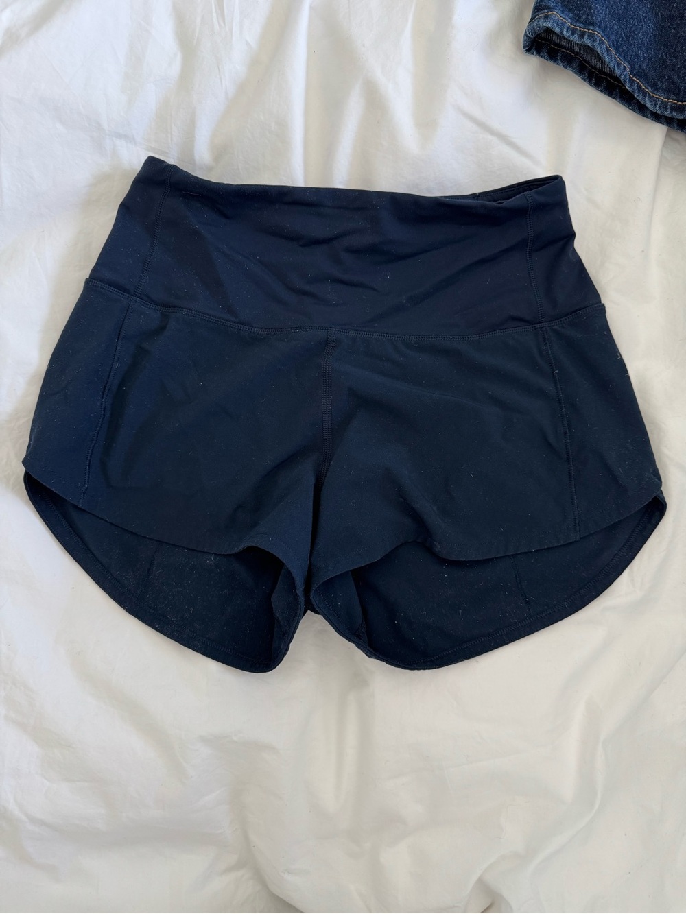 Lulu Lemon Speed Up Shorts 2.5”